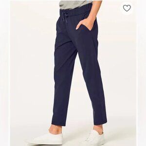 ISO Lululemon On the Fly Navy sz 14 Luxtreme